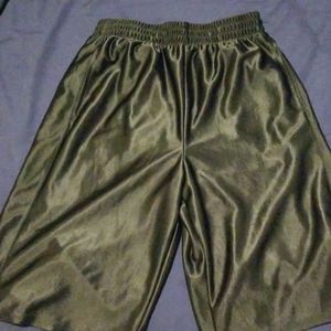 Boys basketball shorts 14-16(XL)